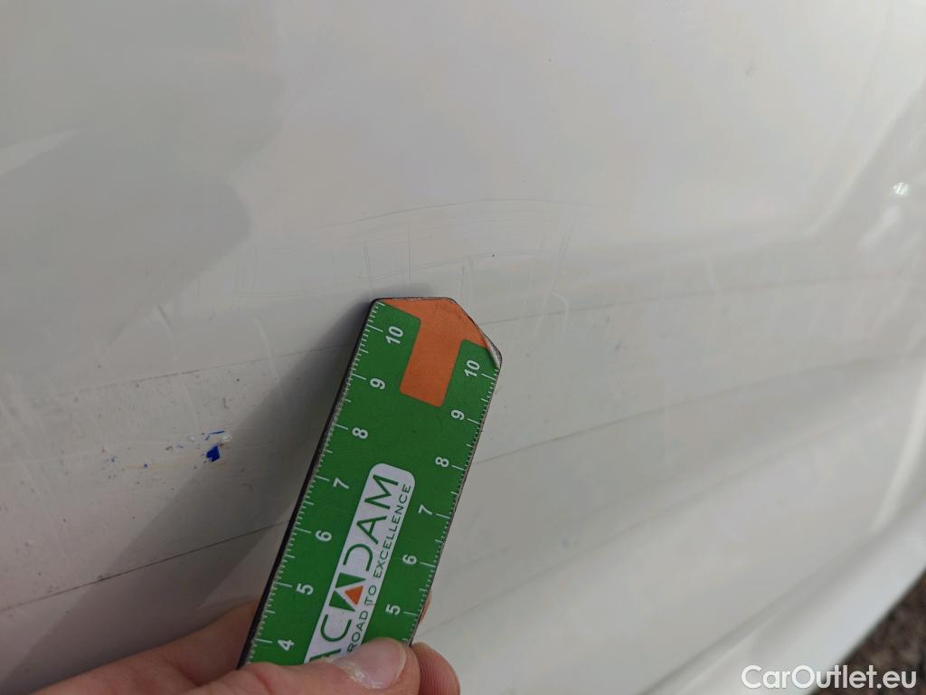  Toyota  Yaris TOYOTA  / 2020 / 5P / berlina con portón 1.5 120H Active Tech #15