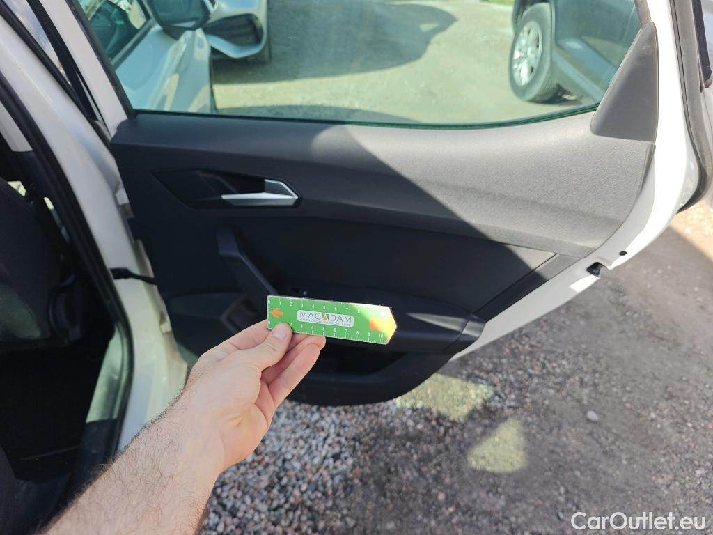  Land Rover  Discovery SEAT Nuevo León / 2020 / 5P / berlina con portón 2.0 TDI 85kW S&S Style Go(SP) #63