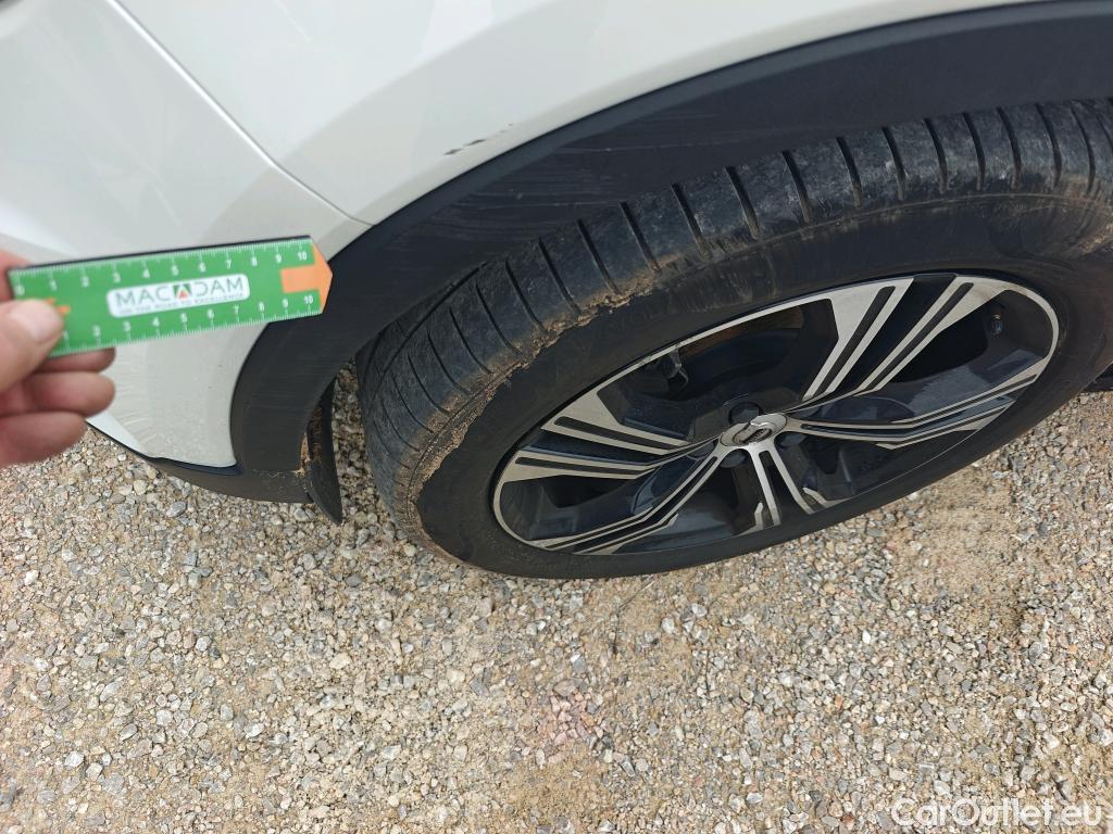  Volvo  XC 40 VOLVO XC40 / 2017 / 5P / todoterreno 1.5 T5 Twin Recharge Inscription Auto #18