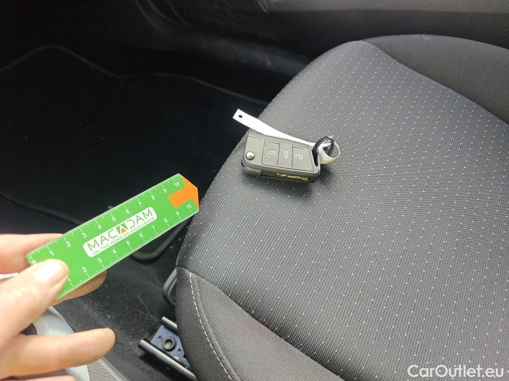  Seat  Arona SEAT  / 2021 / 5P / todoterreno 1.0 TSI 81kW (110CV) Style XL(SP) #2