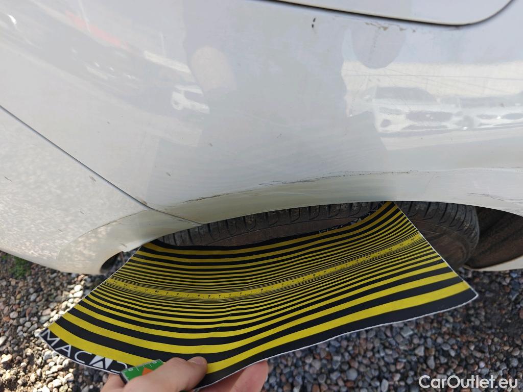  Land Rover  Discovery SEAT Nuevo León / 2020 / 5P / berlina con portón 2.0 TDI 85kW S&S Style Go(SP) #6