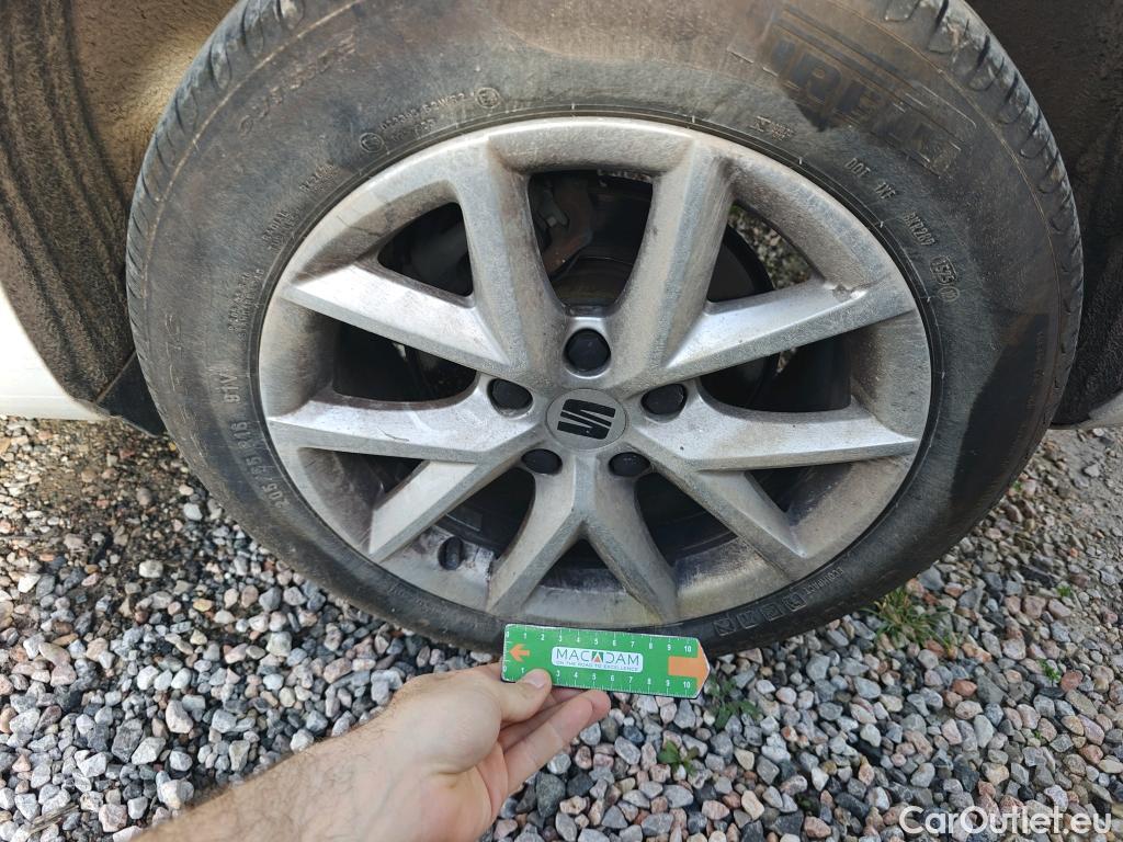  Land Rover  Discovery SEAT Nuevo León / 2020 / 5P / berlina con portón 2.0 TDI 85kW S&S Style Go(SP) #100