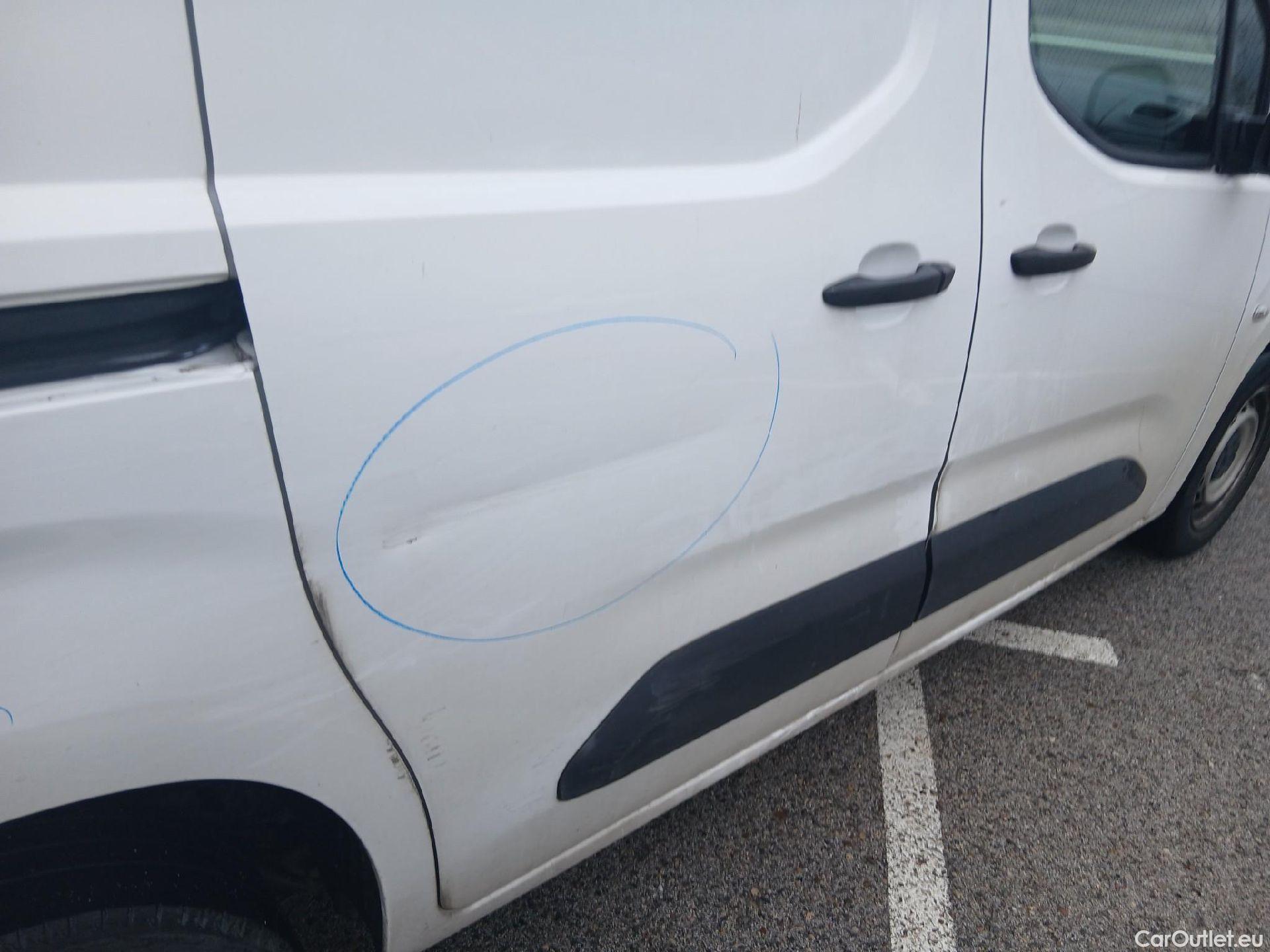  Citroen  Berlingo CITROEN  / 2018 / 3P / furgón derivado de turismo Talla M BlueHDi 73kW CONTROL #32