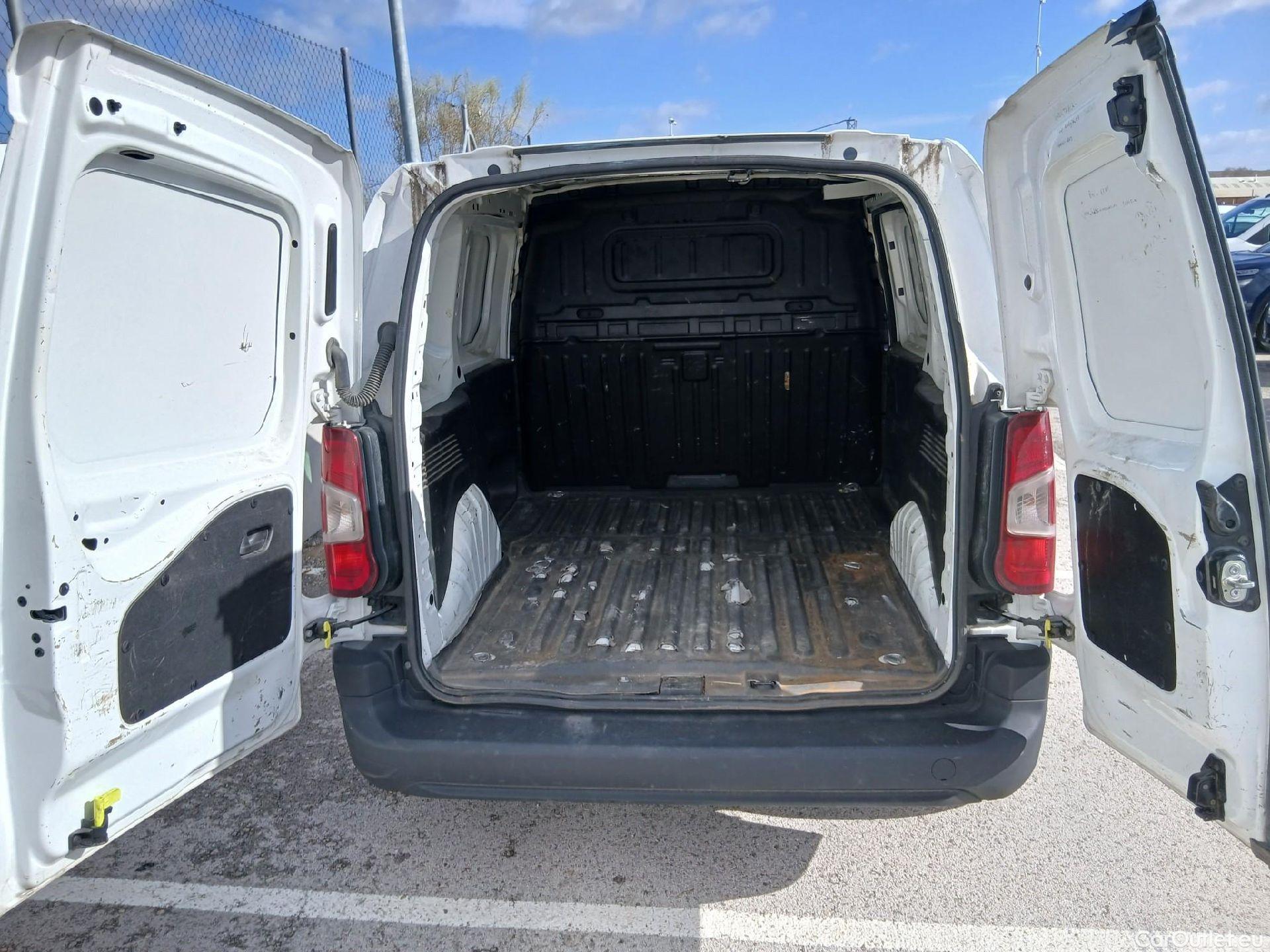  Citroen  Berlingo CITROEN  / 2018 / 3P / furgón derivado de turismo Talla M BlueHDi 73kW CONTROL #27