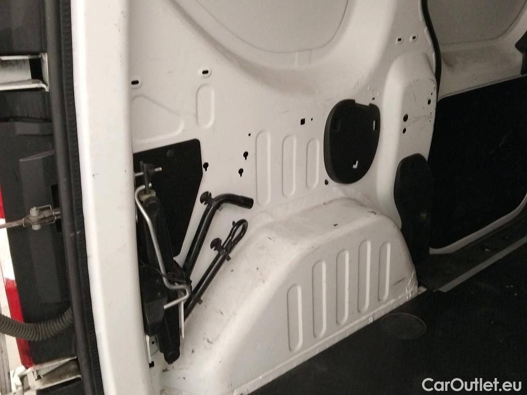  Dacia  Dokker DACIA  / 2013 / 4P / furgón derivado de turismo Van Essential Blue dCi 70kW (95CV) #5