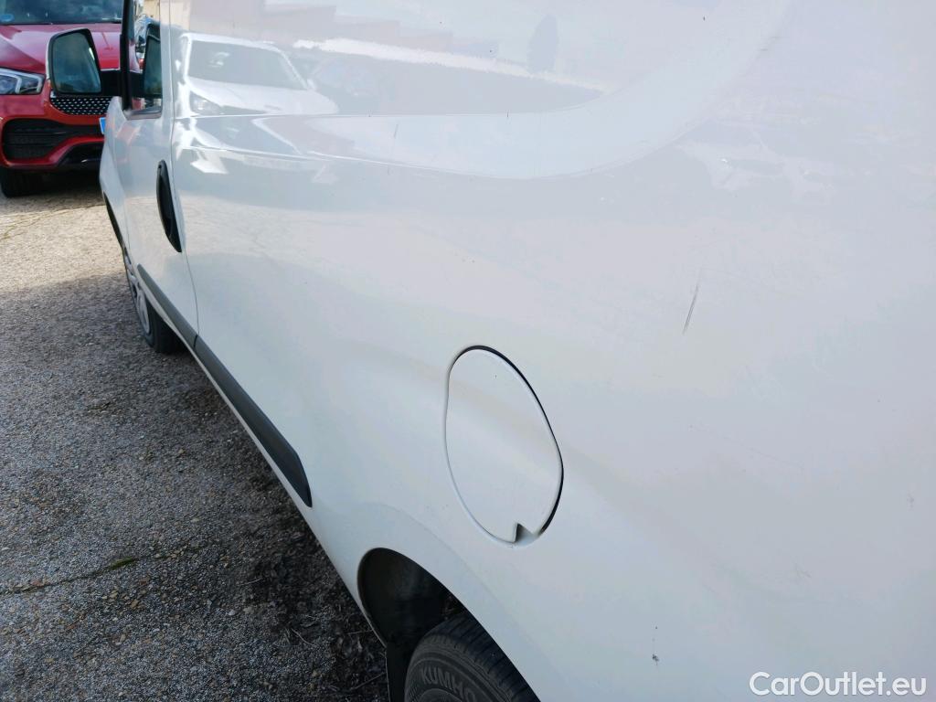  Fiat  Doblo FIAT Doblò Cargo/2015/4P/furgón derivado de turismo Cargo SX 1.6 Mjet 66kW (90CV) (AC) #5