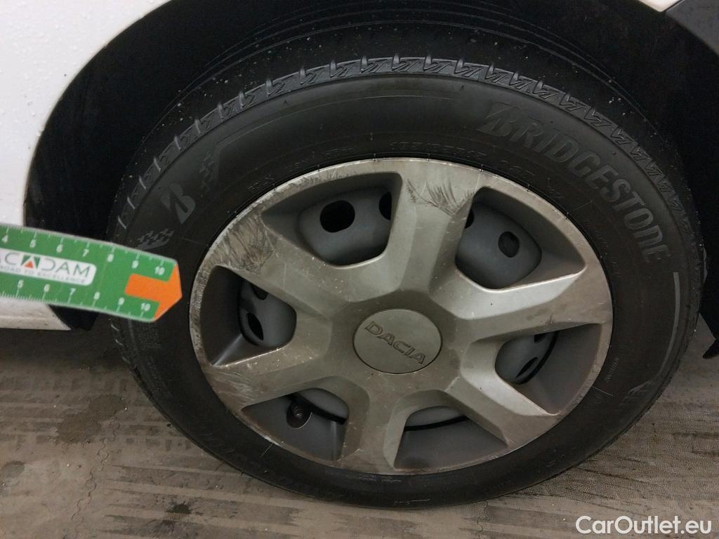  Dacia  Dokker DACIA  / 2013 / 4P / furgón derivado de turismo Van Essential Blue dCi 70kW (95CV) #23