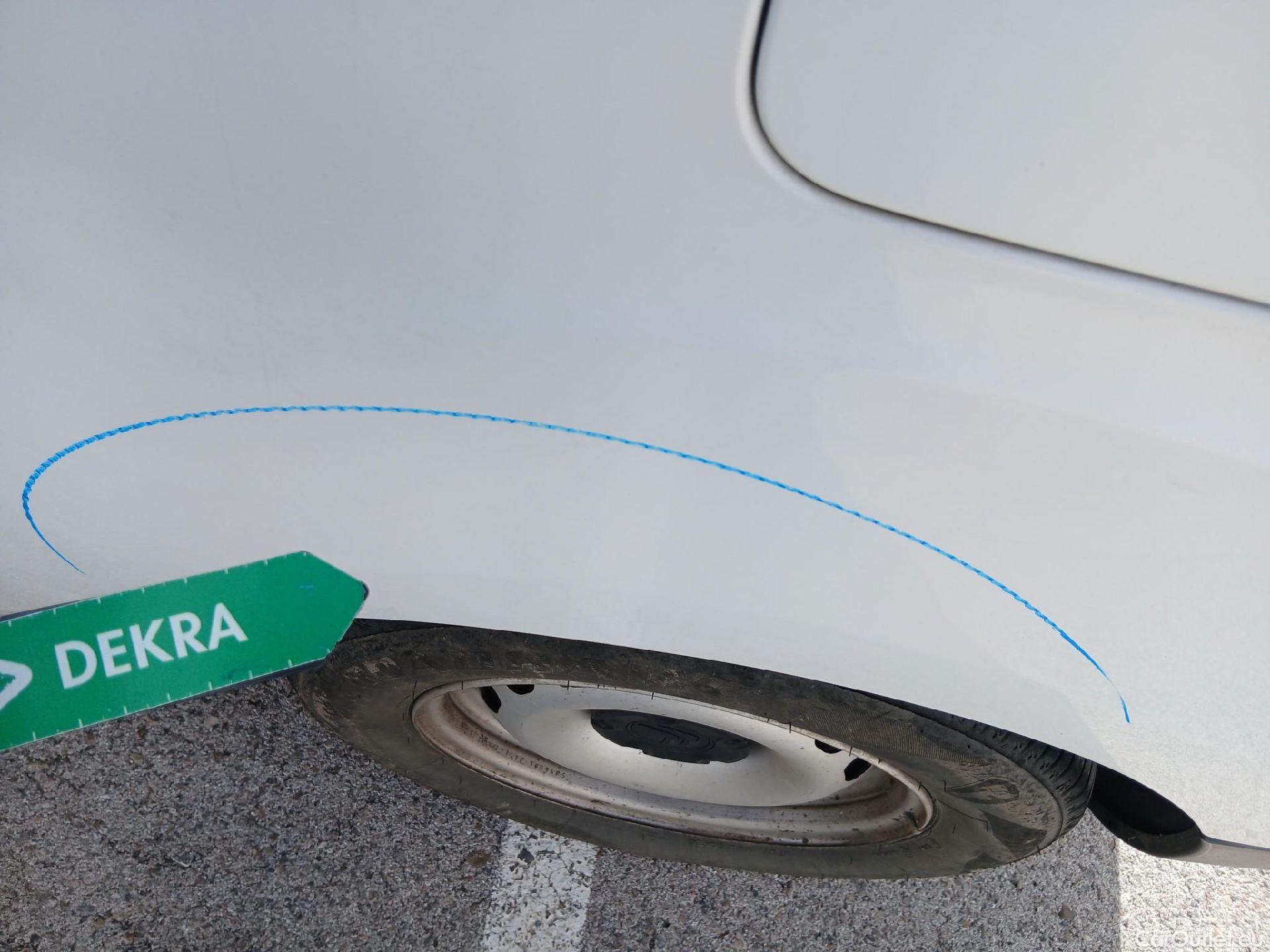  Citroen  Berlingo CITROEN  VU 4p 2G combi Multispace LIVE Edit.BlueHDi 74KW (100CV #19