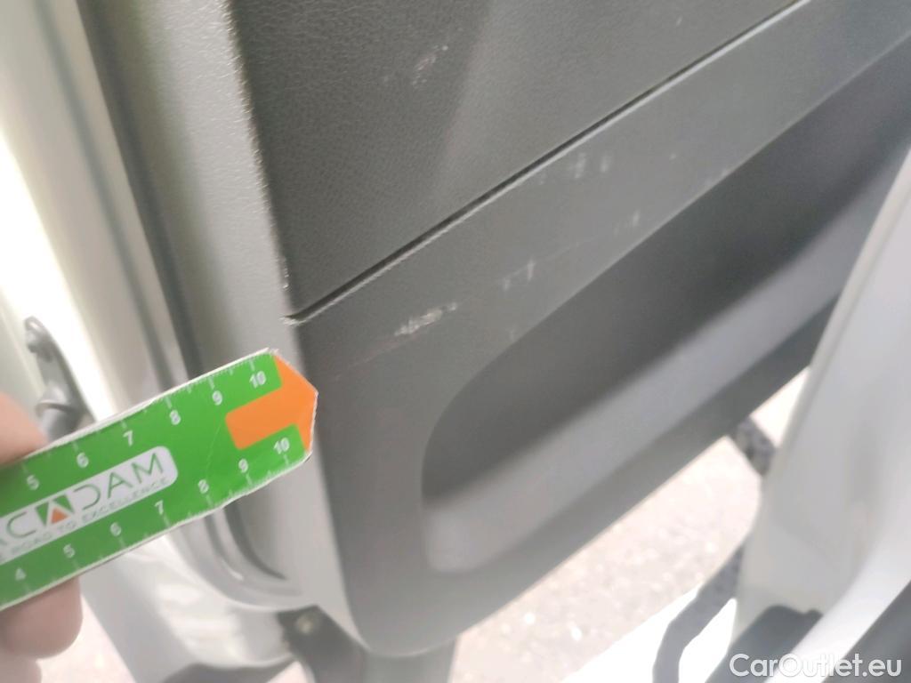  Citroen  Berlingo CITROEN  / 2018 / 4P / combi Talla M BlueHDi 100 S&S LIVE PACK BUSINE #27