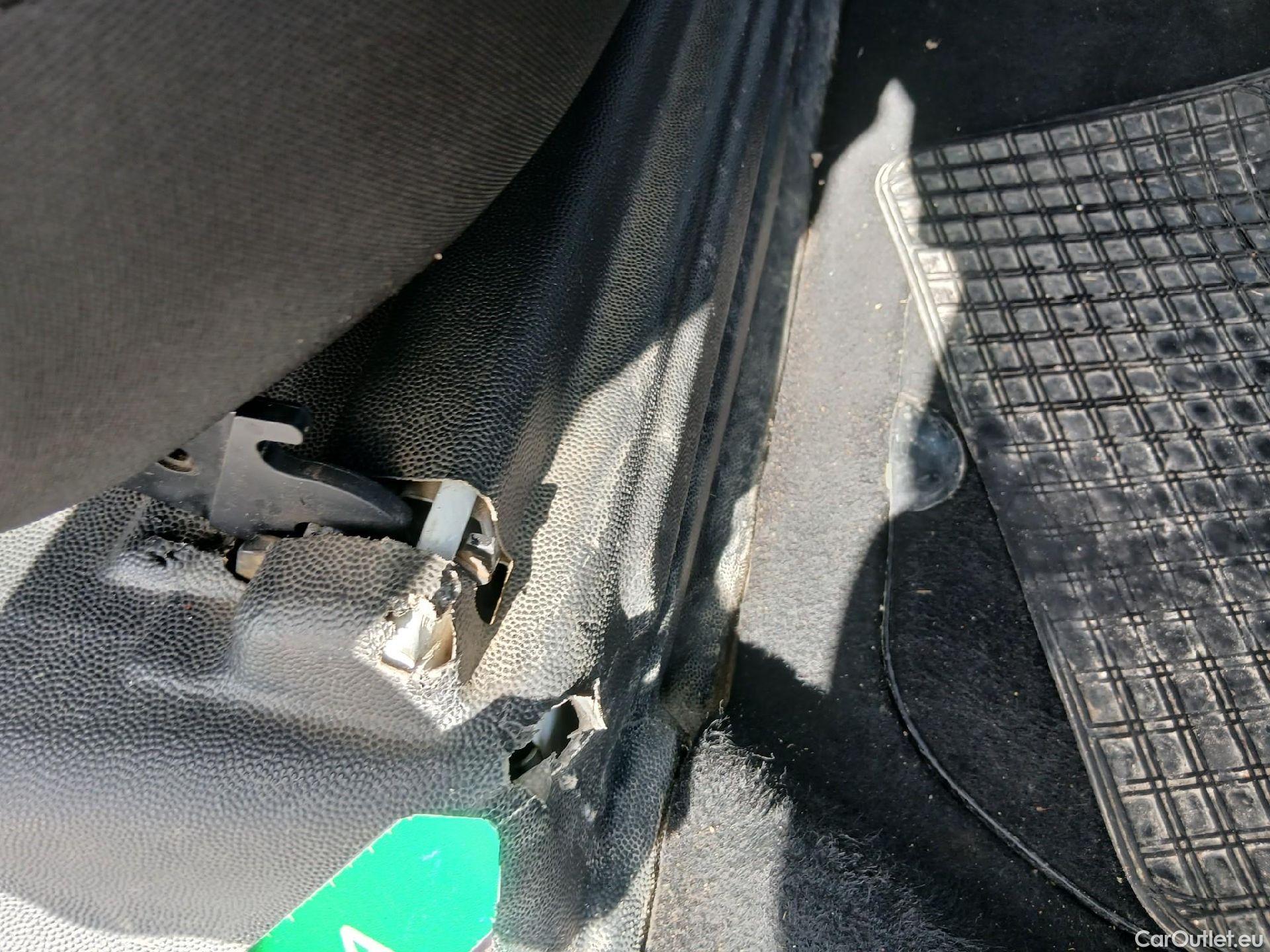  Citroen  Berlingo CITROEN  VU 4p 2G combi Multispace LIVE Edit.BlueHDi 74KW (100CV #8