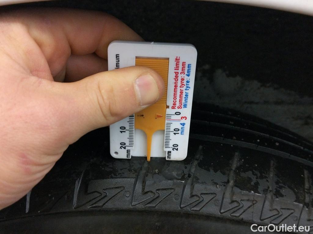  Dacia  Dokker DACIA  / 2013 / 4P / furgón derivado de turismo Van Essential Blue dCi 70kW (95CV) #18