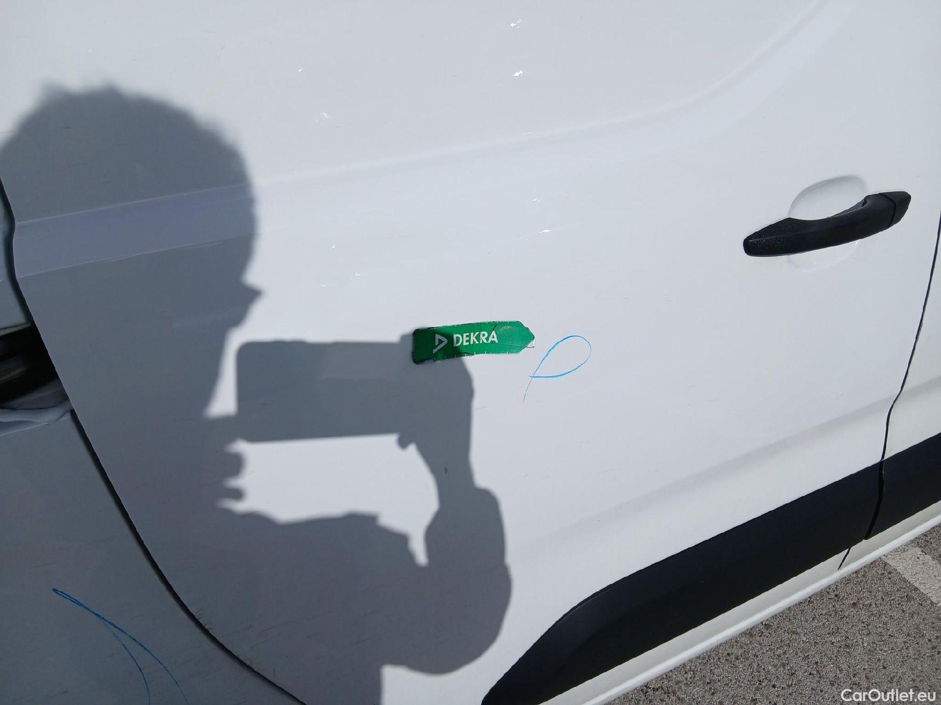  Citroen  Berlingo CITROEN  / 2018 / 3P / furgón derivado de turismo Talla M BlueHDi 73kW CONTROL #32