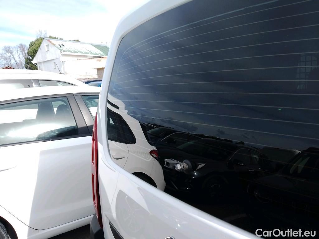  Citroen  Berlingo CITROEN  / 2018 / 4P / combi Talla M BlueHDi 100 S&S LIVE PACK BUSINE #43