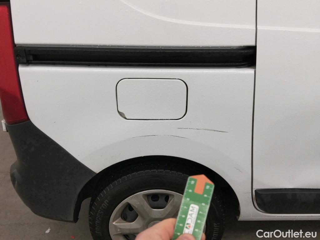  Dacia  Dokker DACIA  / 2013 / 4P / furgón derivado de turismo Van Essential Blue dCi 70kW (95CV) #17