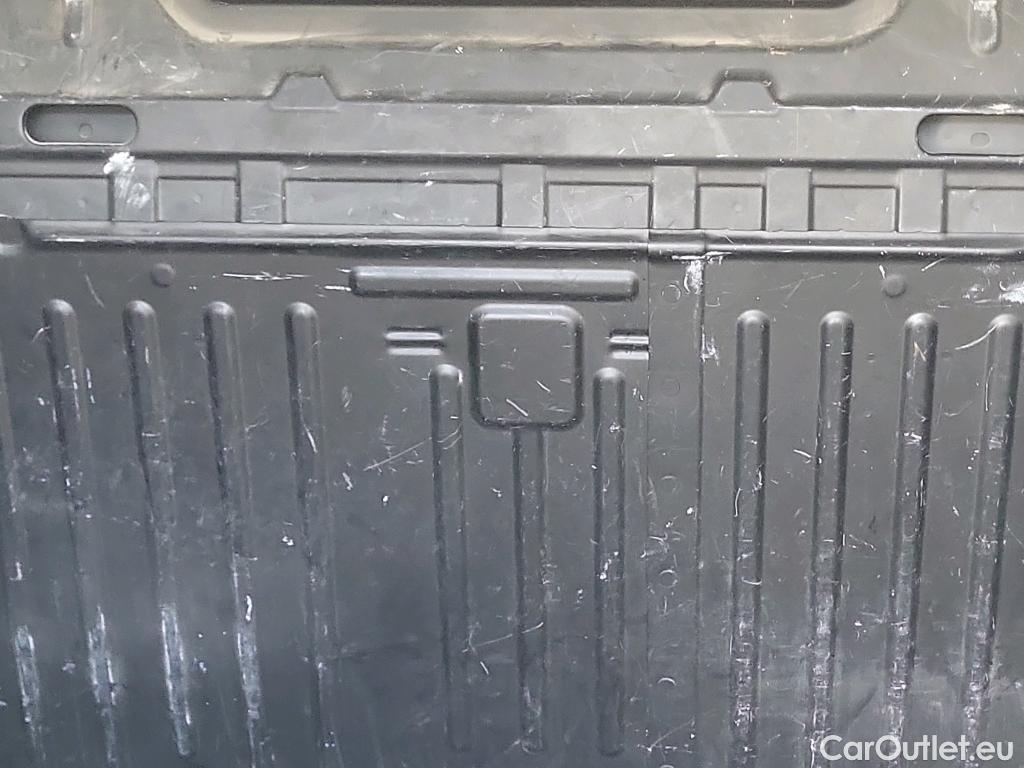  Citroen  Berlingo CITROEN  / 2018 / 4P / furgón derivado de turismo Talla XL BlueHDi 100 CONTROL #9