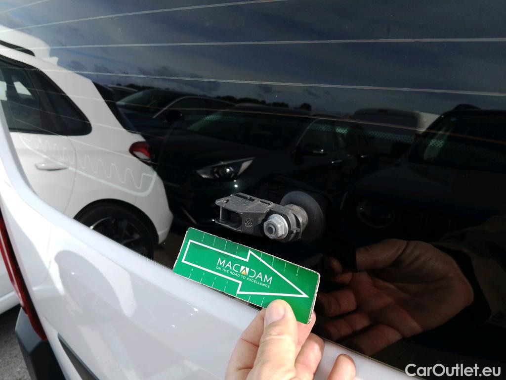  Citroen  Berlingo CITROEN  / 2018 / 4P / combi Talla M BlueHDi 100 S&S LIVE PACK BUSINE #44