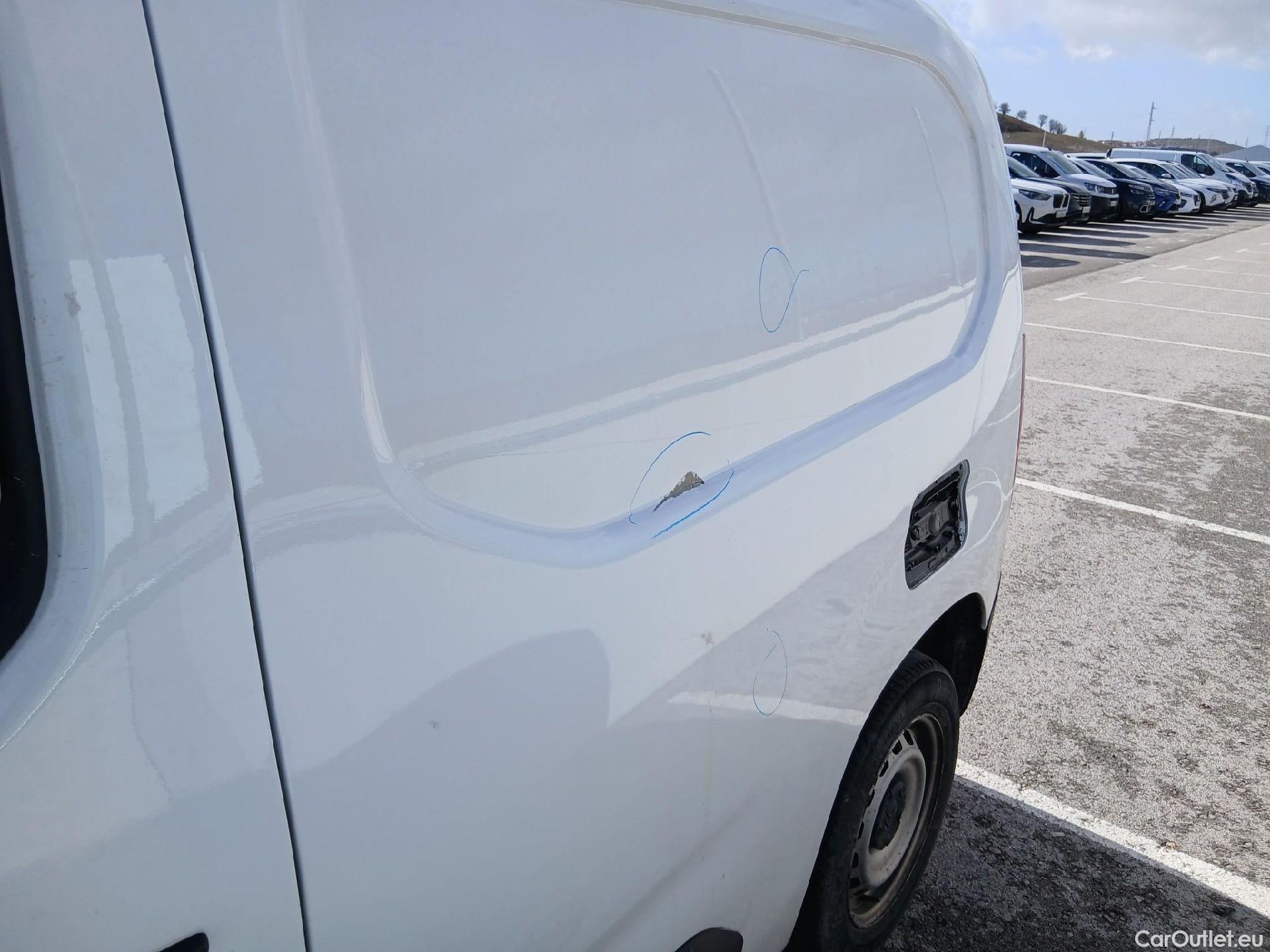  Citroen  Berlingo CITROEN  / 2018 / 3P / furgón derivado de turismo Talla M BlueHDi 73kW CONTROL #19