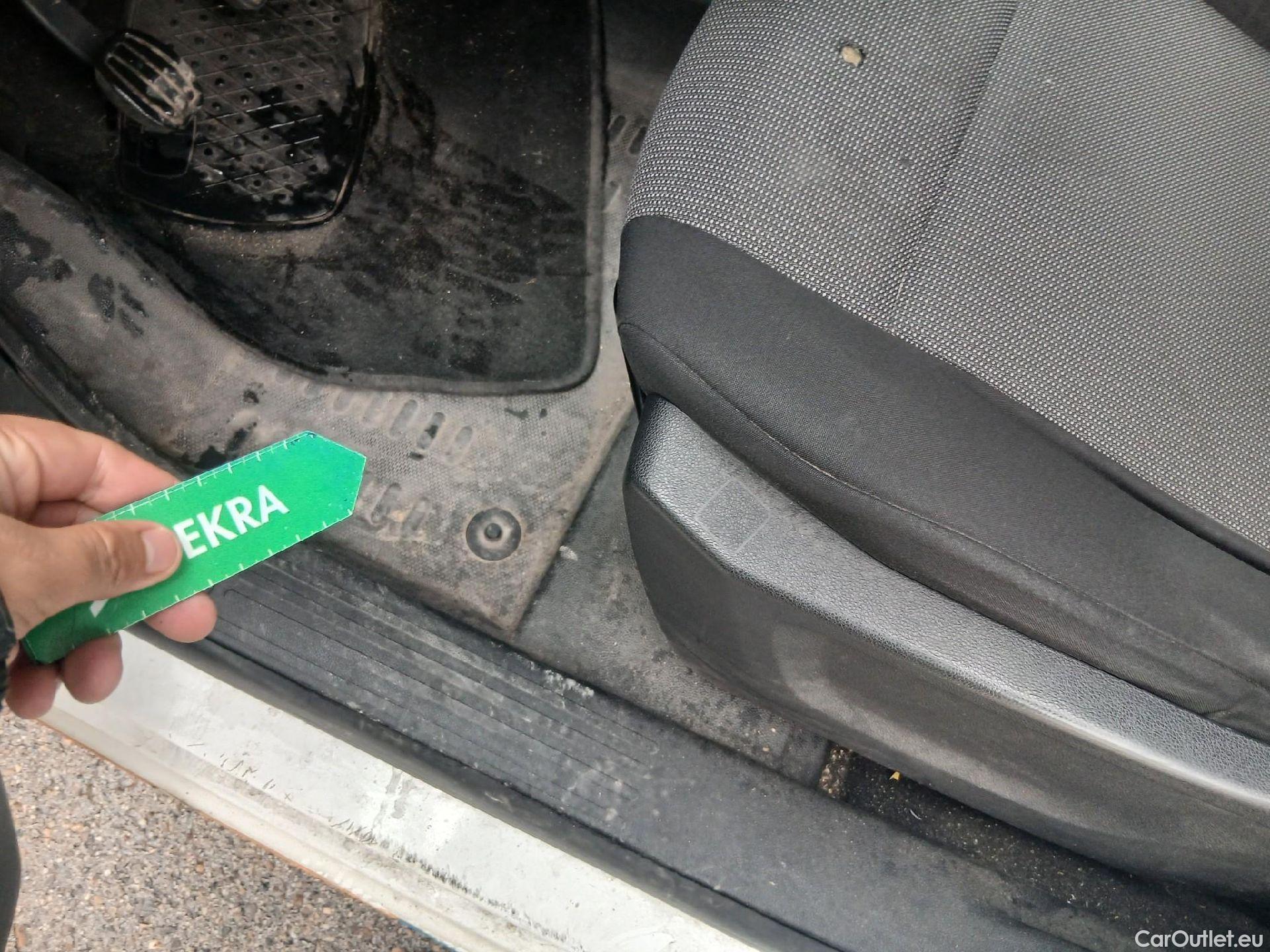  Citroen  Berlingo CITROEN  / 2018 / 3P / furgón derivado de turismo Talla M BlueHDi 73kW CONTROL #4