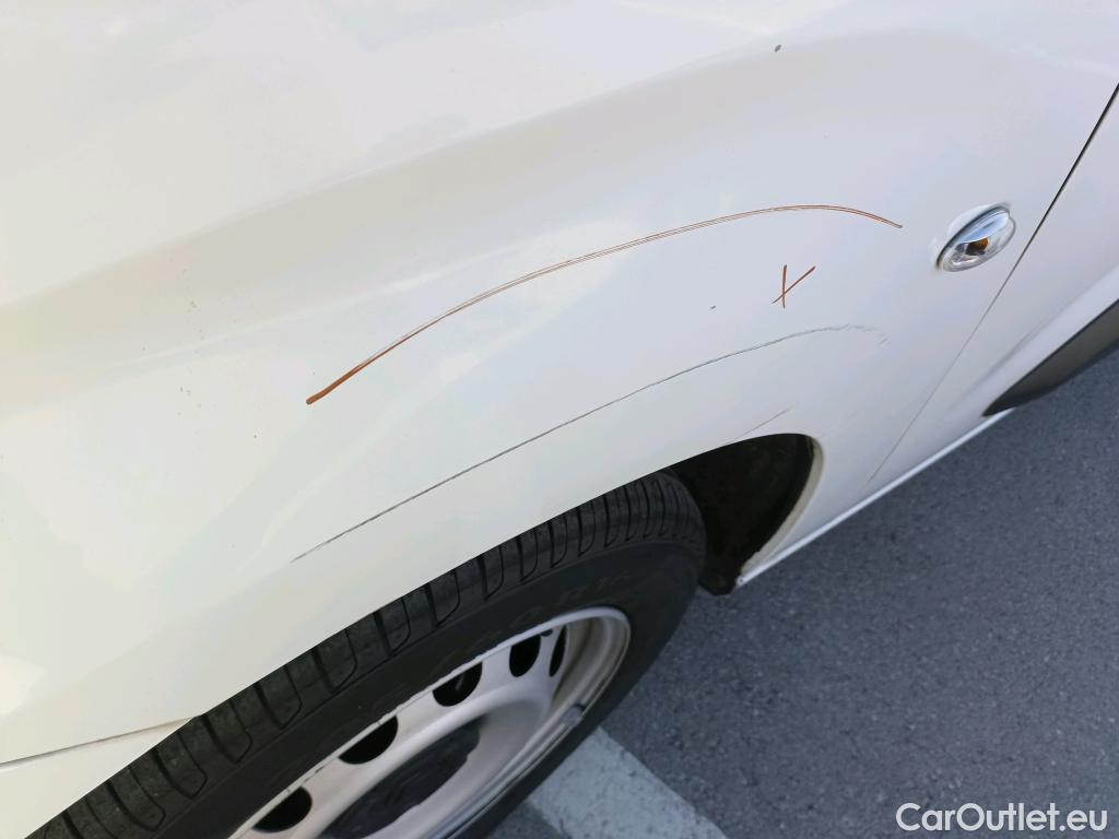  Citroen  Berlingo CITROEN  / 2015 / 4P / combi Talla M BlueHDi 100 S&S LIVE (IND) #32