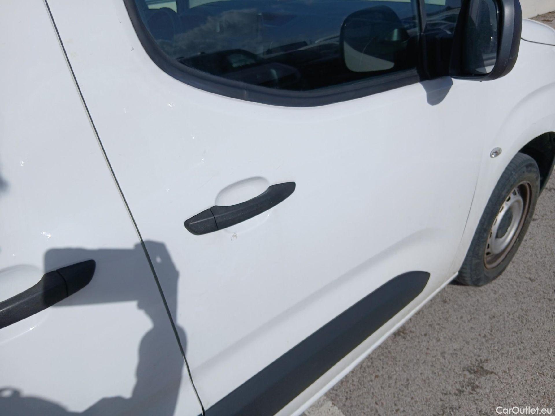  Citroen  Berlingo CITROEN  / 2018 / 3P / furgón derivado de turismo Talla M BlueHDi 73kW CONTROL #33