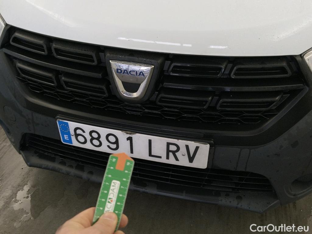  Dacia  Dokker DACIA  / 2013 / 4P / furgón derivado de turismo Van Essential Blue dCi 70kW (95CV) #32