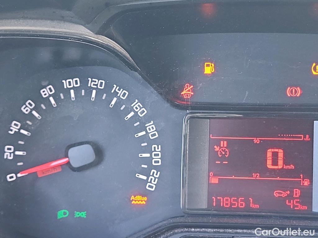  Citroen  Berlingo CITROEN  / 2018 / 4P / furgón derivado de turismo Talla XL BlueHDi 100 CONTROL #34