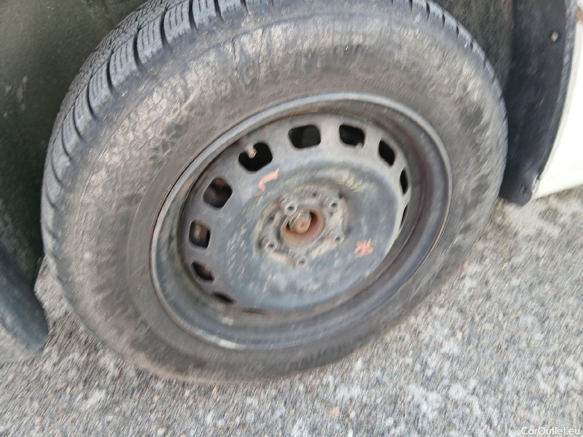  Citroen  Berlingo CITROEN  / 2018 / 3P / furgón derivado de turismo Talla M BlueHDi 73kW CONTROL #11