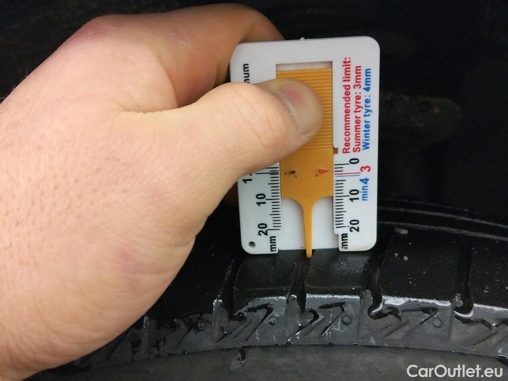  Dacia  Dokker DACIA  / 2013 / 4P / furgón derivado de turismo Van Essential Blue dCi 70kW (95CV) #13