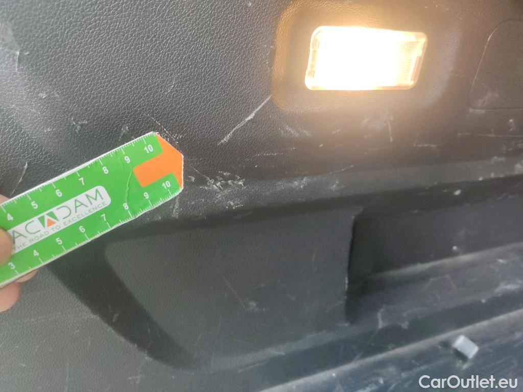  Citroen  Berlingo CITROEN  / 2018 / 4P / combi Talla M BlueHDi 100 S&S LIVE PACK BUSINE #25