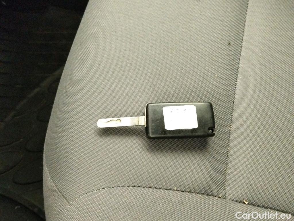  Citroen  Berlingo CITROEN  VU 3p 2G furgón derivado d HDi 90 #3