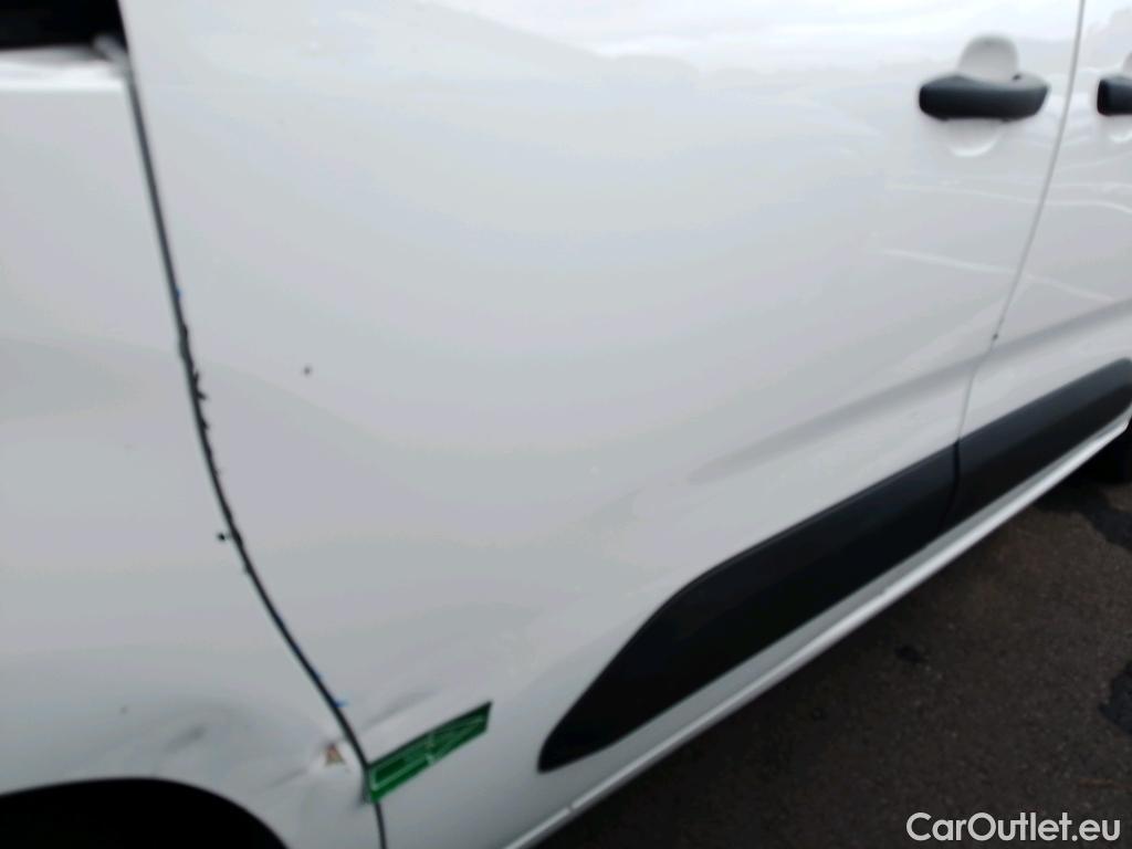  Citroen  Berlingo CITROEN  / 2018 / 4P / combi Talla M BlueHDi 100 S&S LIVE PACK BUSINE #20