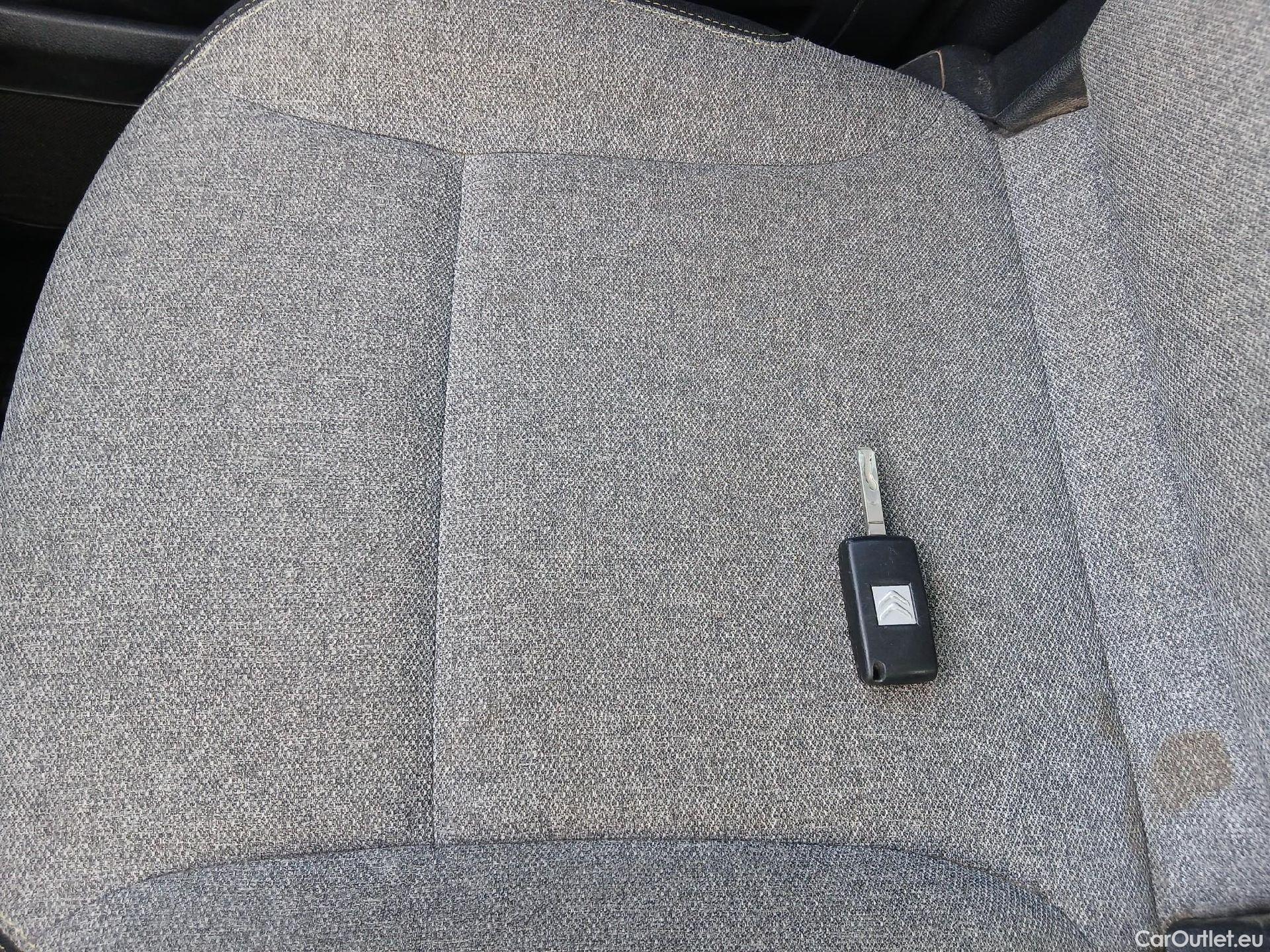  Citroen  Berlingo CITROEN  VU 4p 2G combi Multispace LIVE Edit.BlueHDi 74KW (100CV #3