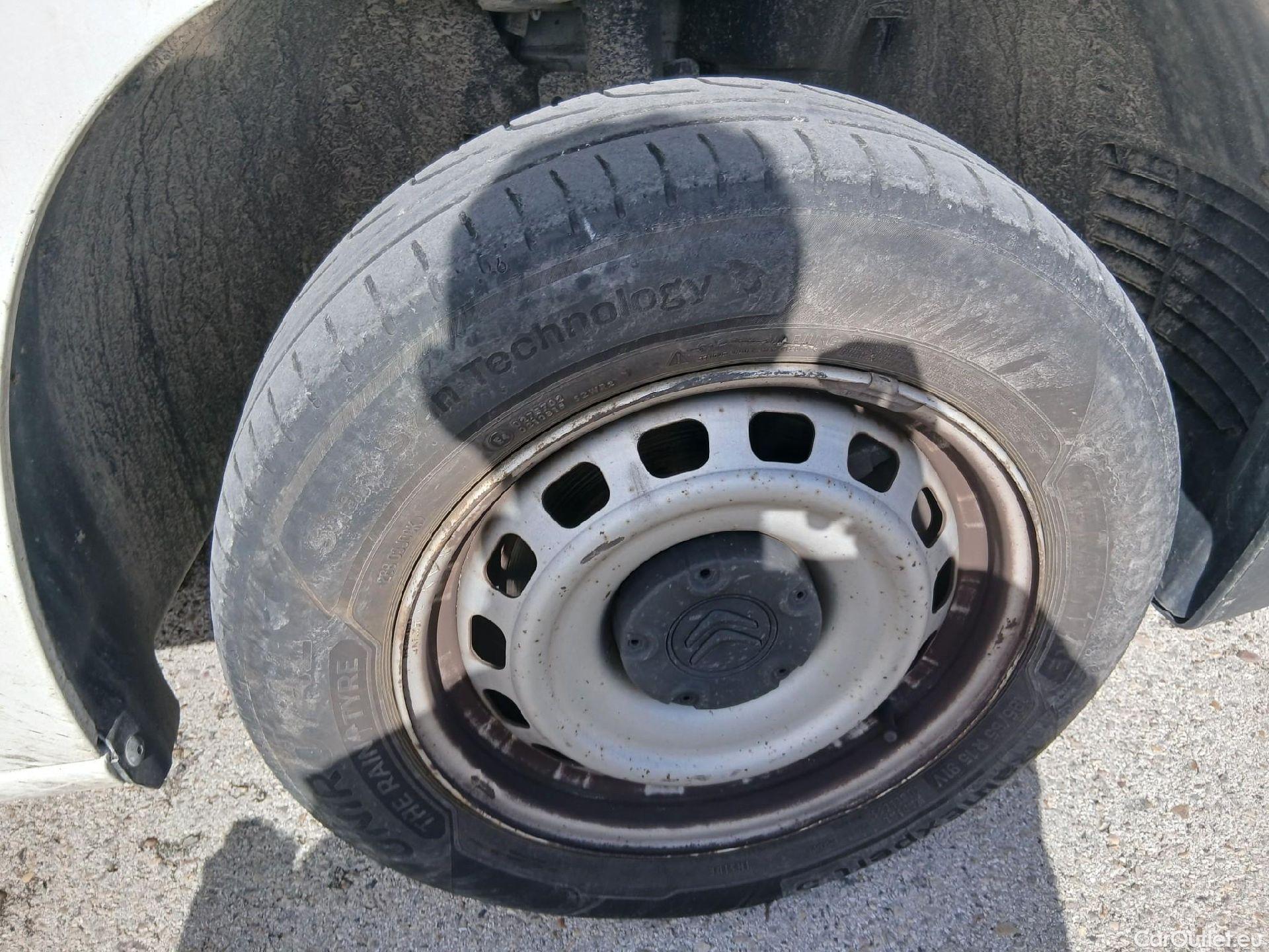  Citroen  Berlingo CITROEN  / 2018 / 3P / furgón derivado de turismo Talla M BlueHDi 73kW CONTROL #35