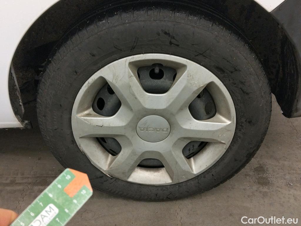  Dacia  Dokker DACIA  / 2013 / 4P / furgón derivado de turismo Van Essential Blue dCi 70kW (95CV) #19