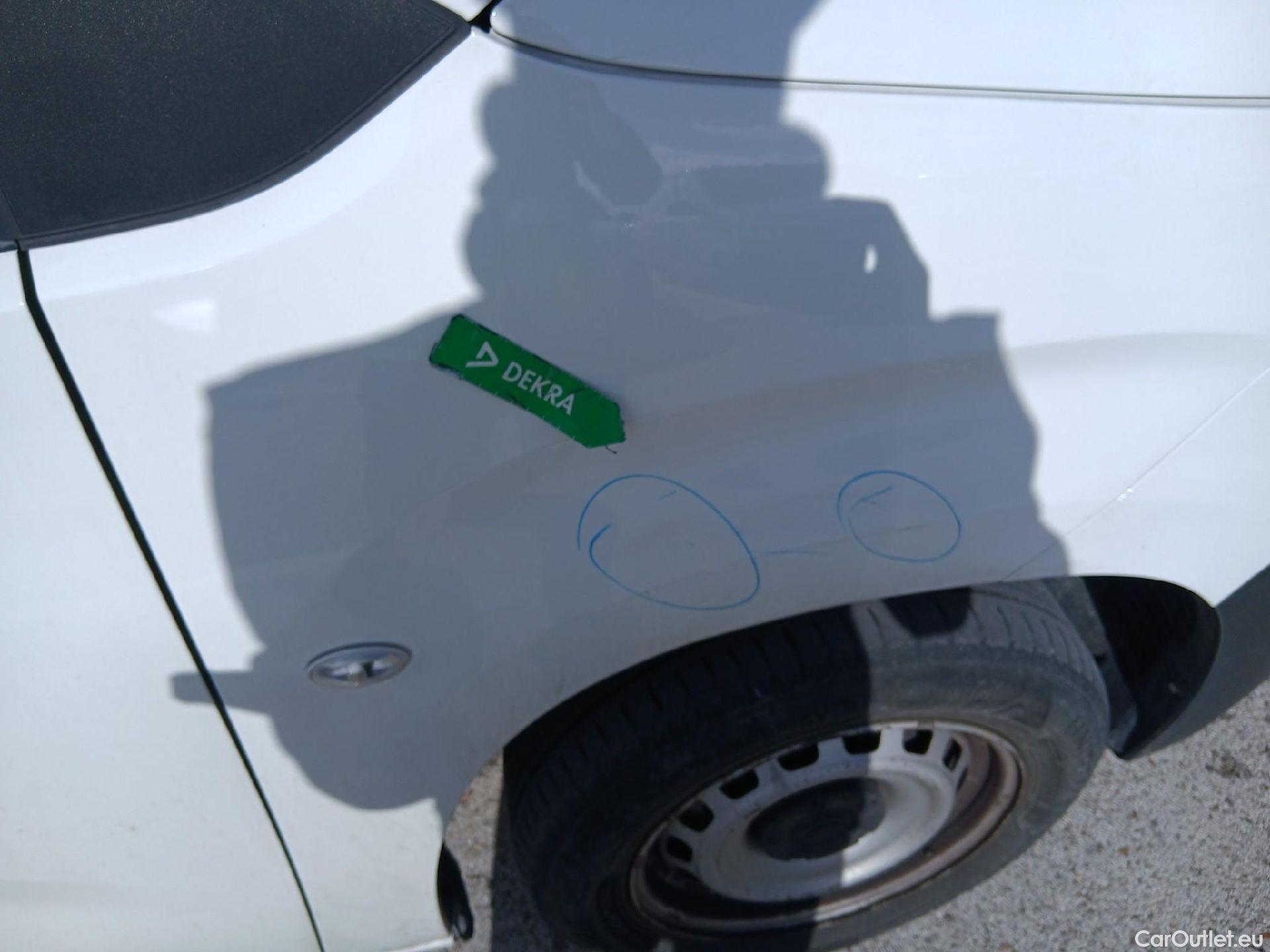  Citroen  Berlingo CITROEN  / 2018 / 3P / furgón derivado de turismo Talla M BlueHDi 73kW CONTROL #36