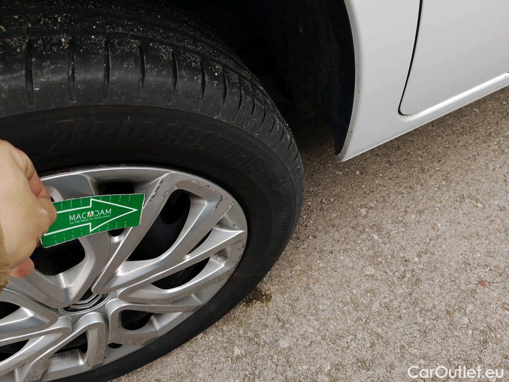  Citroen  Berlingo CITROEN  / 2018 / 4P / combi Talla M BlueHDi 100 S&S LIVE PACK BUSINE #46