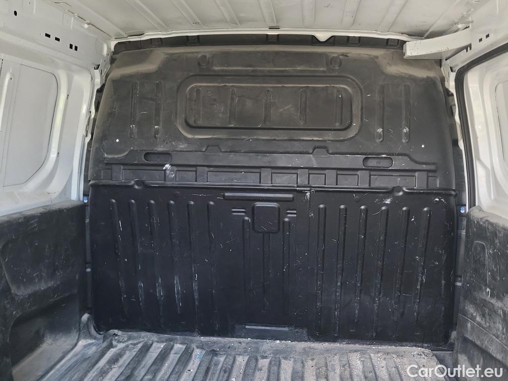  Citroen  Berlingo CITROEN  / 2018 / 4P / furgón derivado de turismo Talla XL BlueHDi 100 CONTROL #8