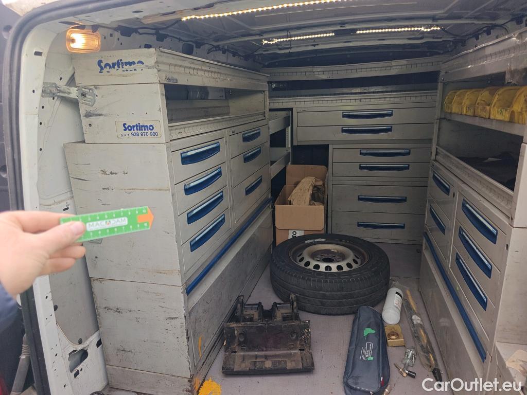  Mercedes  Vito MERCEDES-BENZ  / 2014 / 4P / furgón 111 CDI Larga #41