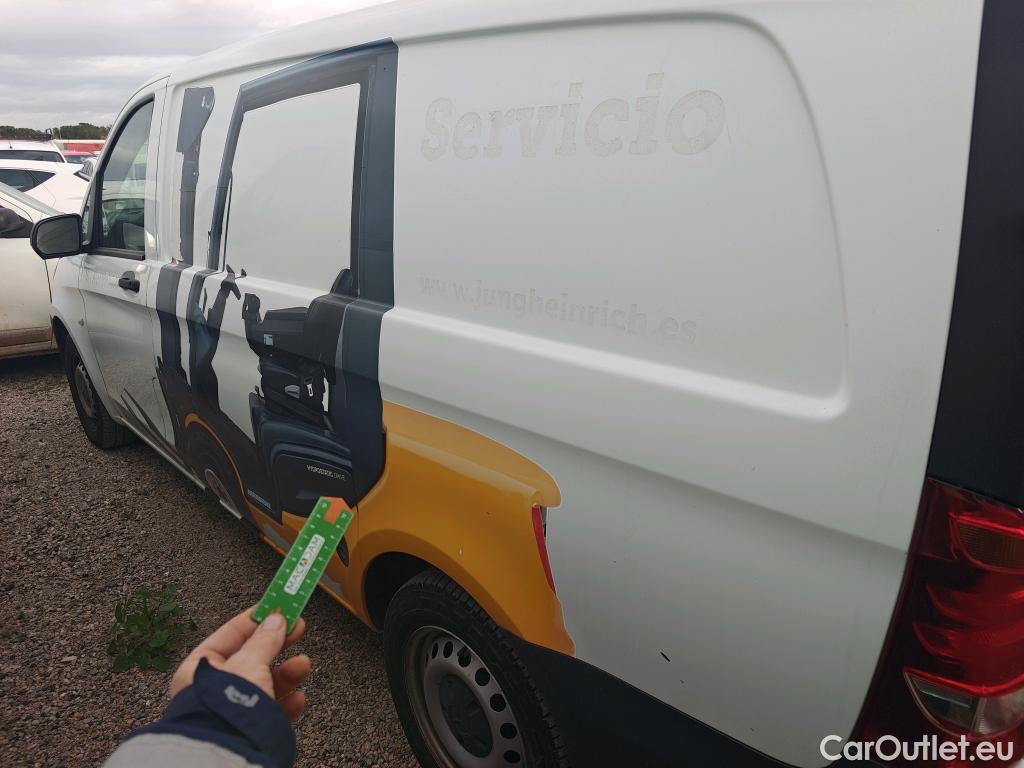  Mercedes  Vito MERCEDES-BENZ  / 2014 / 4P / furgón 111 CDI Larga #15