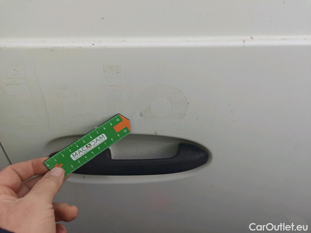  Mercedes  Vito MERCEDES-BENZ  / 2014 / 4P / furgón 111 CDI Larga #38