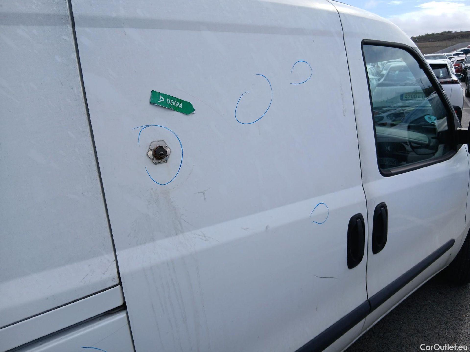  Opel  Combo OPEL  / 2012 / 3P / furgón derivado de turismo Cargo 1.3 CDTI 70kW (95CV) L1 H1 #28