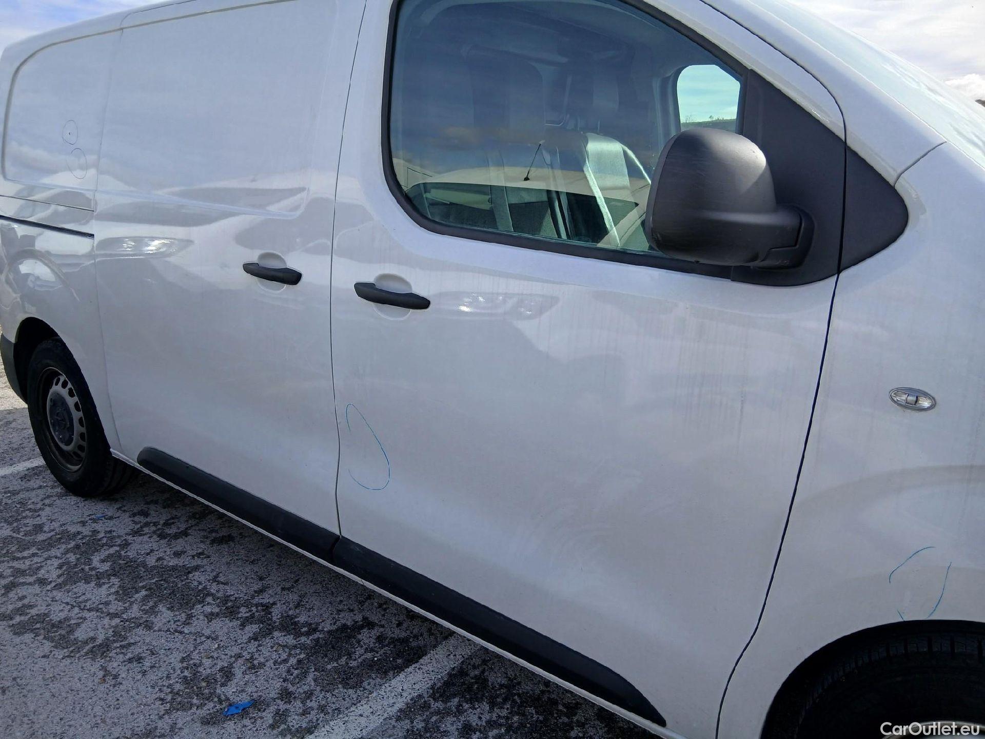  Opel  Vivaro OPEL  / 2019 / 4P / furgón 1.5 Diésel 88kW (120CV) M Std Select #30