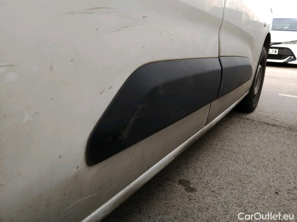  Opel  Combo OPEL  / 2018 / 3P / furgón derivado de turismo 1.6 TD S/S 74kW (100CV) Express L H1 650 #27