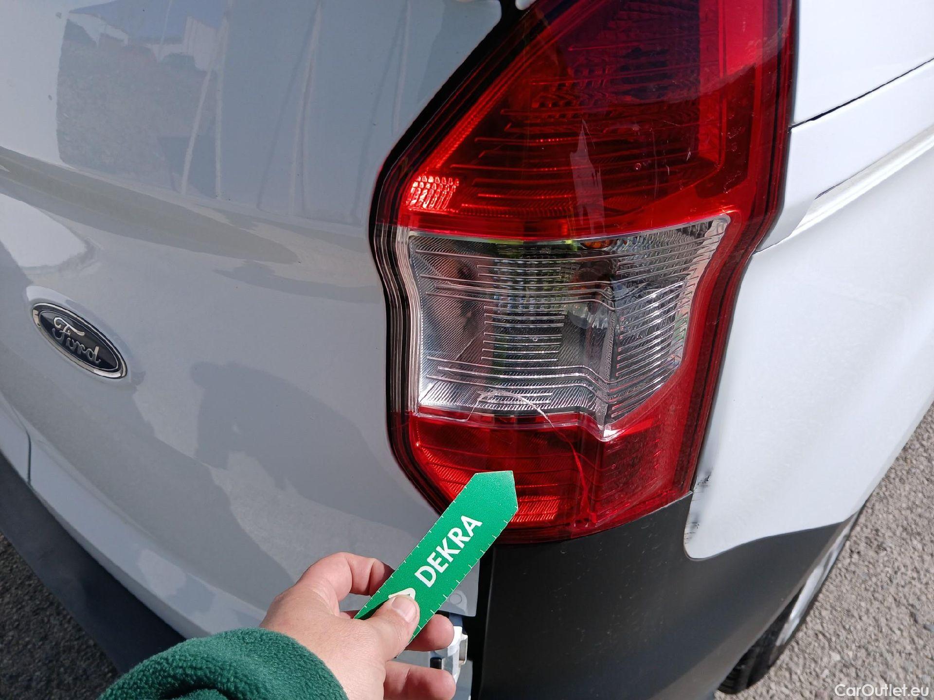  Ford  Transit Connect FORD Transit Courier / 2014 / 4P / combi Kombi 1.5 TDCi 71kW Trend #45