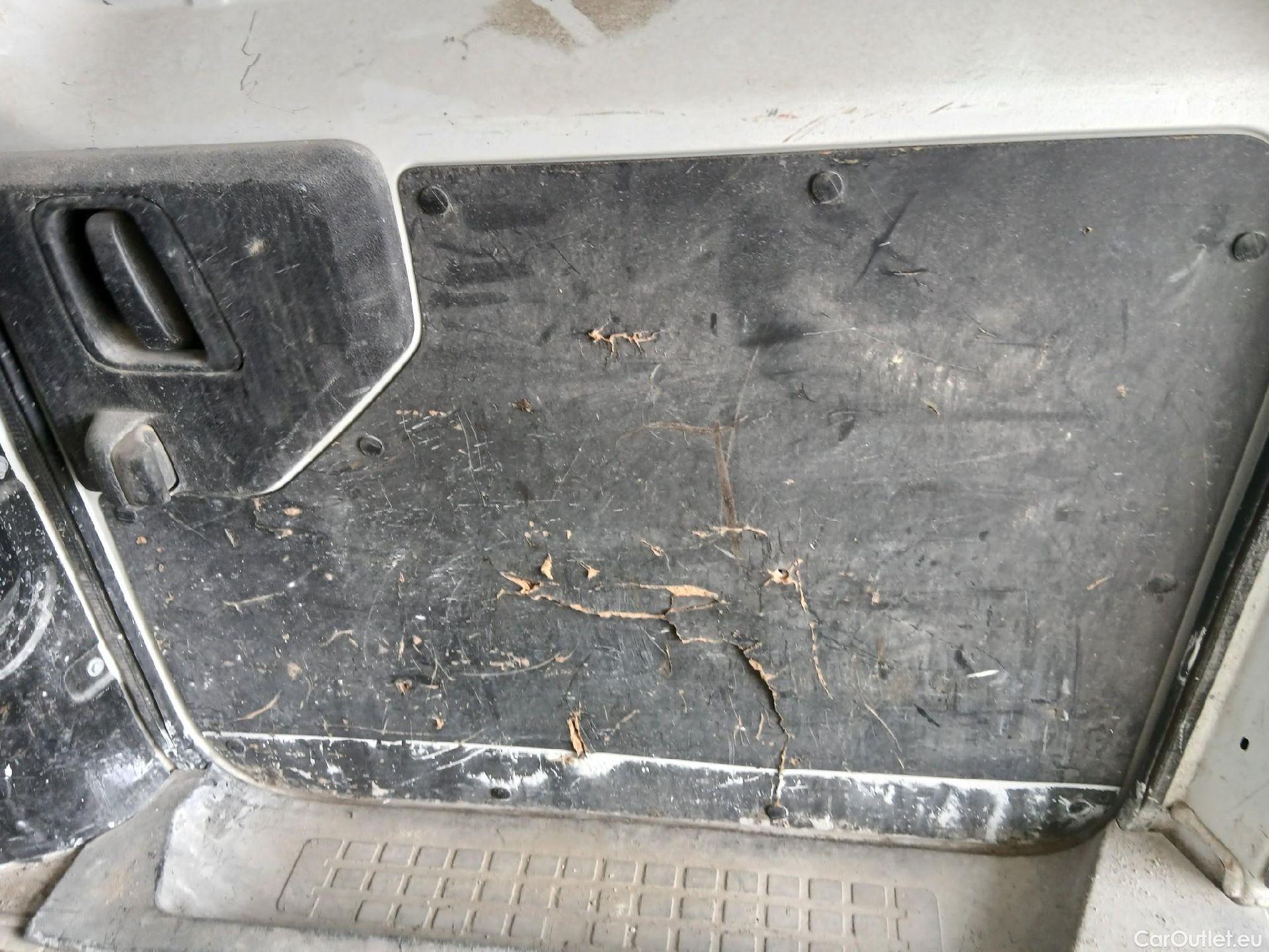  Opel  Vivaro OPEL  / 2019 / 4P / furgón 1.5 Diésel 88kW (120CV) M Std Select #15