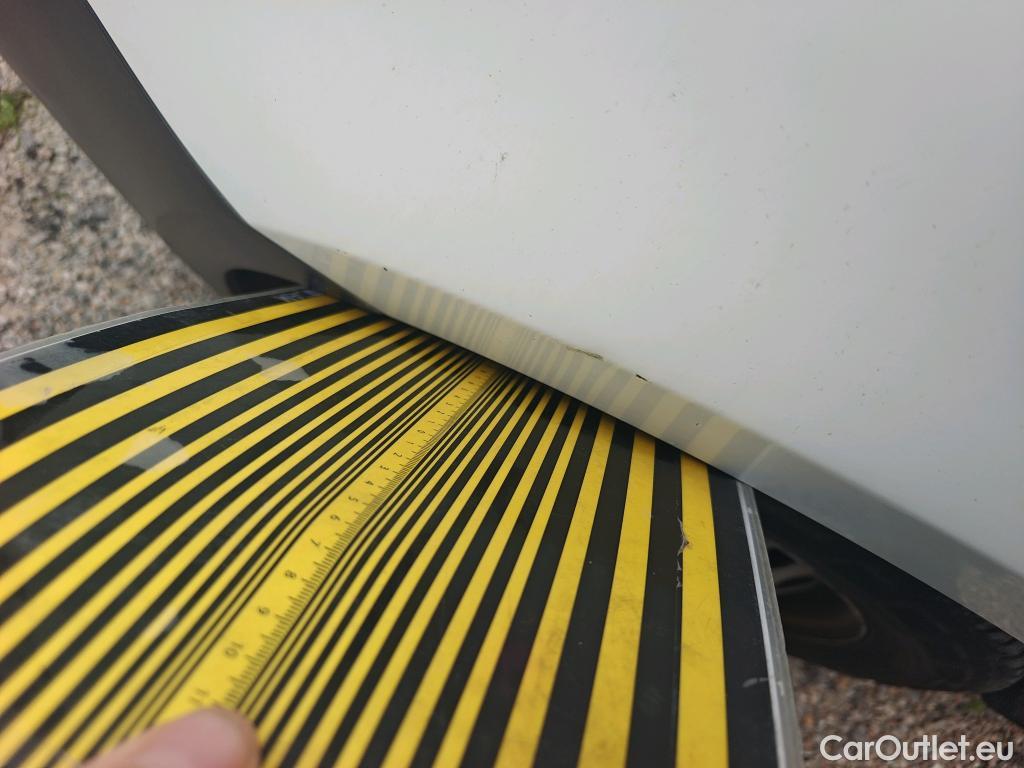  Mercedes  Vito MERCEDES-BENZ  / 2014 / 4P / furgón 111 CDI Larga #47