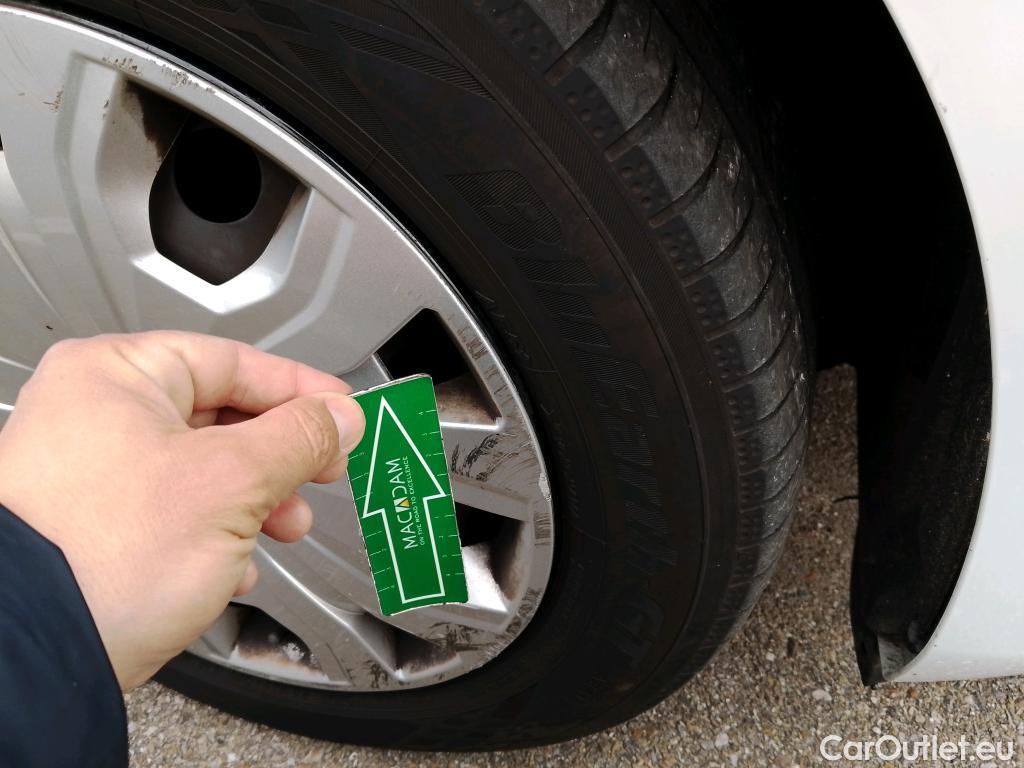  Ford  Transit Connect FORD  / 2013 / 5P / combi Kombi 1.5 TDCi 74kW Trend 220 L1 (N1) #33