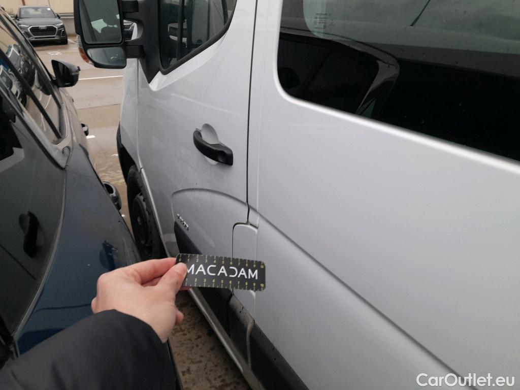  Opel  Movano OPEL  / 2010 / 4P / furgón 2.3 CDTI 96kW (130CV) L2 H2 F 3.5t DC #15