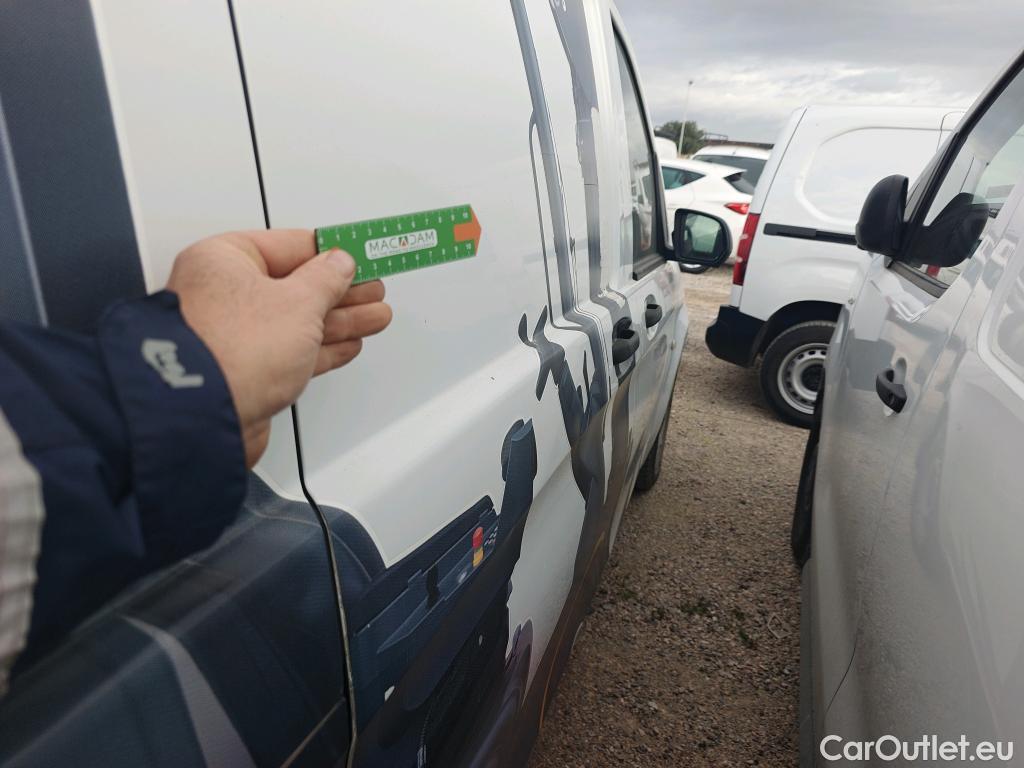  Mercedes  Vito MERCEDES-BENZ  / 2014 / 4P / furgón 111 CDI Larga #8