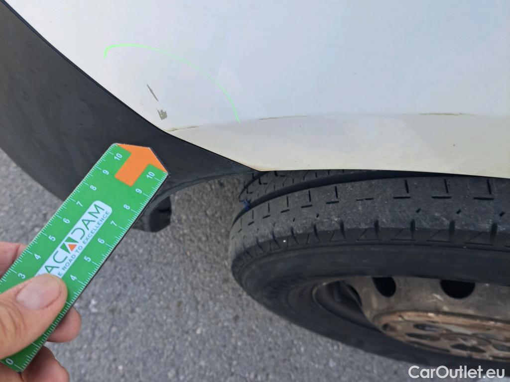  Peugeot  Boxer PEUGEOT  / 2014 / 4P / furgón 335 L2 H2 BHDI 103kW (140CV) S&S 6 V. M #47